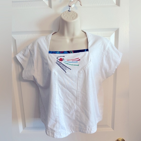 Lily'S Of Beverly Hills Tops - Vintage Lily’s of Beverly Hills White Embroidered Women's Tennis Top Size M